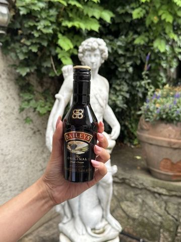 Baileys Irish Cream — lichior cremos, format individual