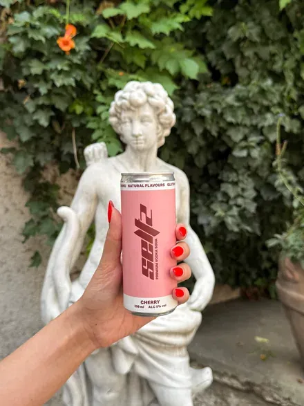 Seltz Cherry Vodka Soda