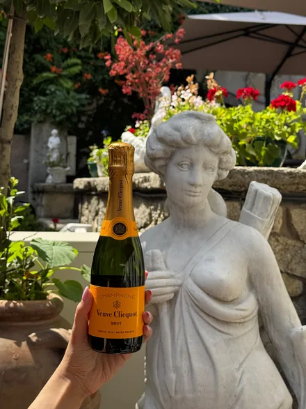 Veuve Clicquot Brut Yellow Label