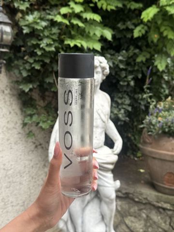 VOSS Naturală Carbogazoasă — 0,375L · Norvegia